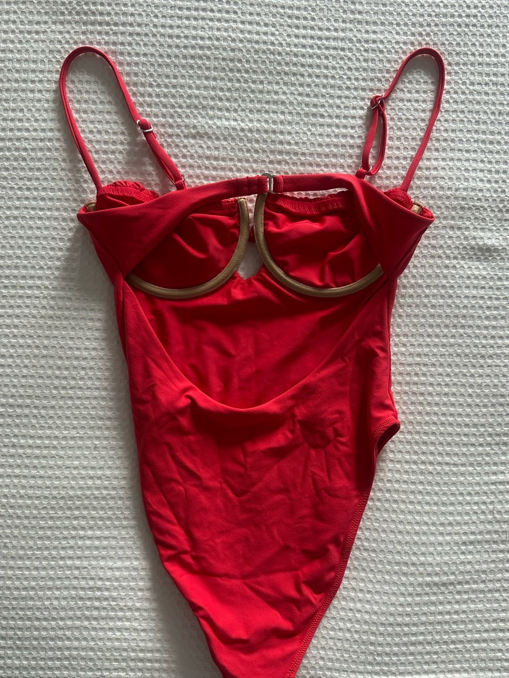 Montce Red One-Piece Bodysuit with Underwire Cups - Picture 3 of 3